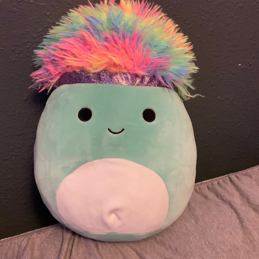 Stuffed animal/ squish, mellow